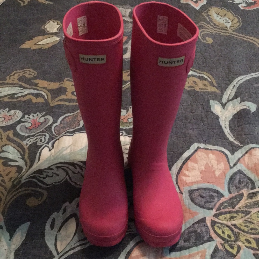 Hunter girl boots!